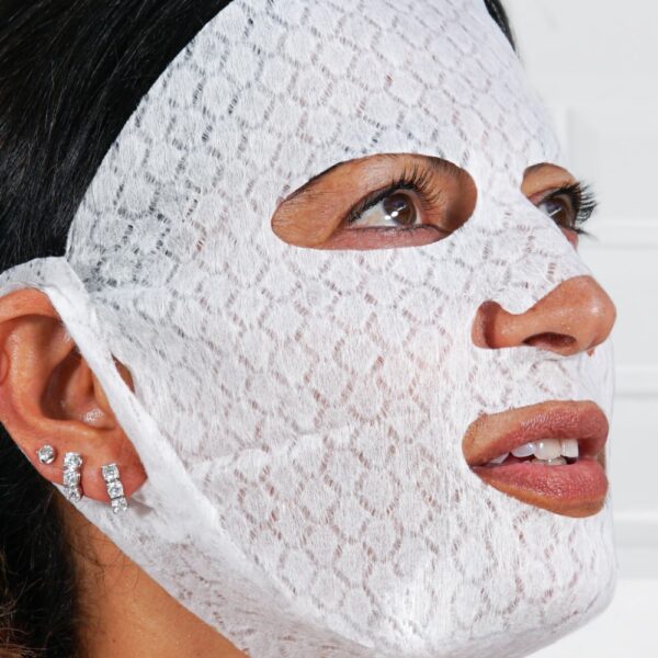 Teaology Peach Tea Hyaluronic Mask niisutav näo- ja kaelamask 21 ml - Image 2