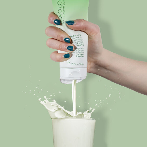 Teaology Matcha Latte niisutav ja värskendav kehakreem 200 ml - Image 2