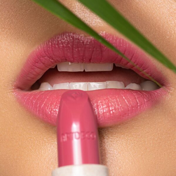 Artdeco Green Couture Natural Cream huulepulk 675 red amaranth - Image 4