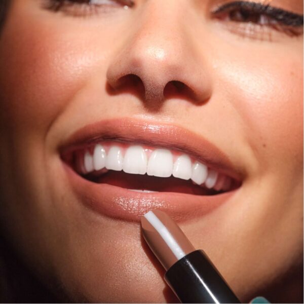 Artdeco Hydra Care huulepulk 44P "nude oasis" - Image 3