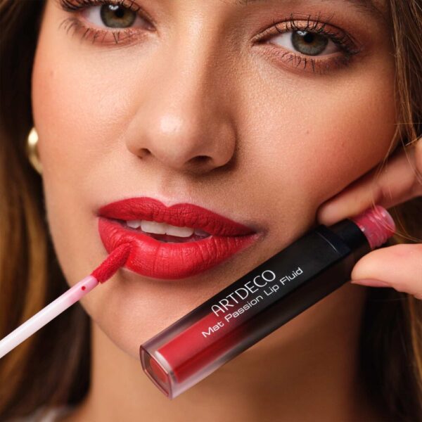 Artdeco Mat Passion Lip Fluid huulevärv 42 boho red - Image 6