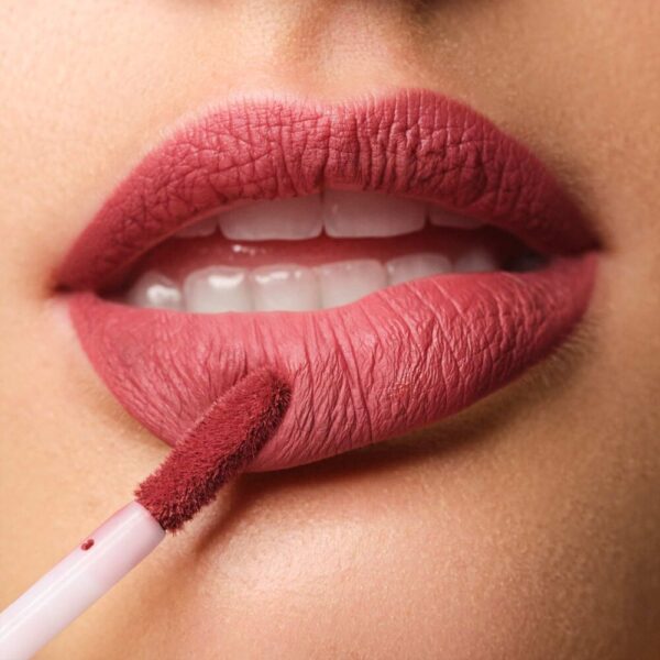 Artdeco Mat Passion Lip Fluid huulevärv 51 burnt rose - Image 5