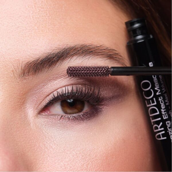 Artdeco Amazing Effect Mascara ripsmetušš lilla" Forever Chic" - Image 6