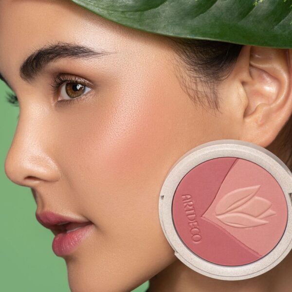 Artdeco Green Couture Natural Trio põsepuna 3 peach perfect - Image 3