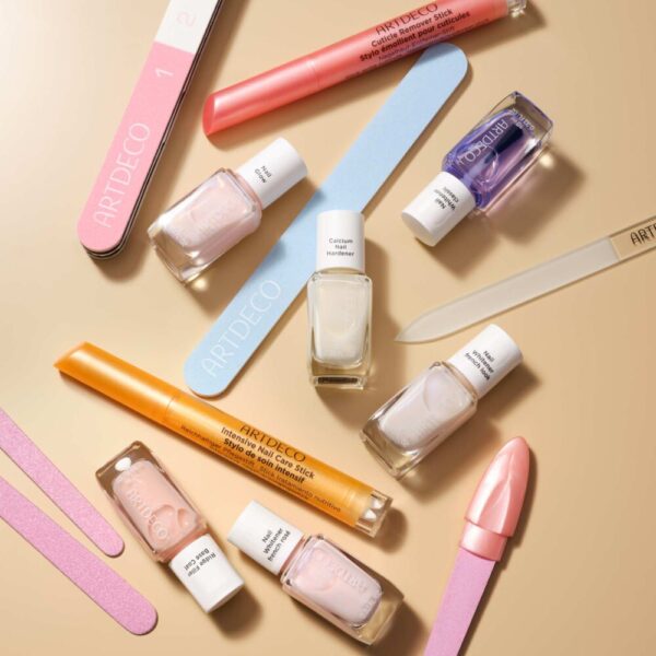 Artdeco Nail Glow Sära andev küünelakk roosa - Image 5