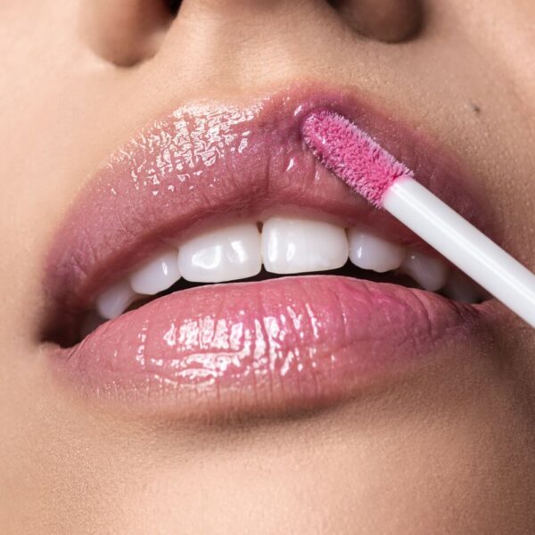 Artdeco Hydra Lip Booster niisutav huuleläige 41 translucent syringa - Image 5