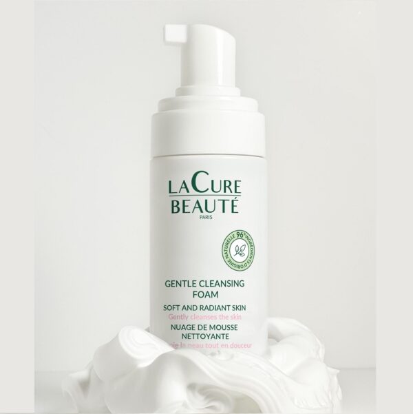 La Cure Beautè Gentle Cleansing näopesuvaht 150ml - Image 2