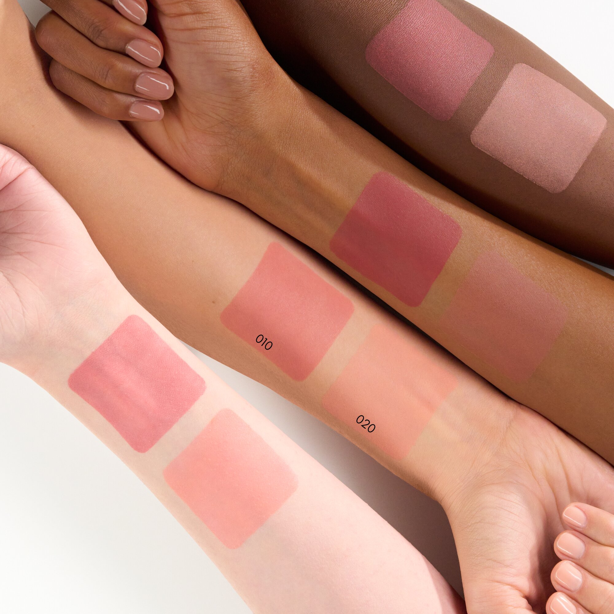 Catrice Velvet Pudding Blurring Vahuline põsepuna 010 - Image 4