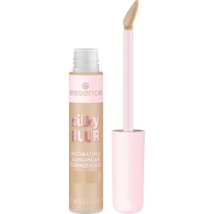 Essence silky blur hydrating longwear peitekreem 180