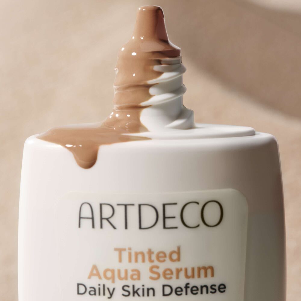 Artdeco Tinted Aqua Serum Daily Skin Defense tooniv päikesekaitseseerum SPF50+ neutral - Image 5