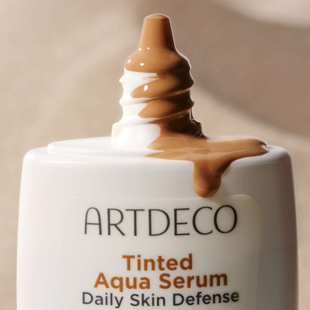 Artdeco Tinted Aqua Serum Daily Skin Defense tooniv päikesekaitseseerum SPF50+ tan - Image 5