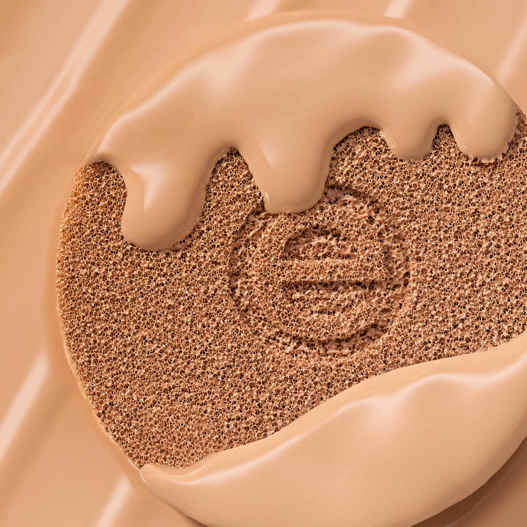 Essence Silky Cushion Jumestuskreem 155 - Pilt 2
